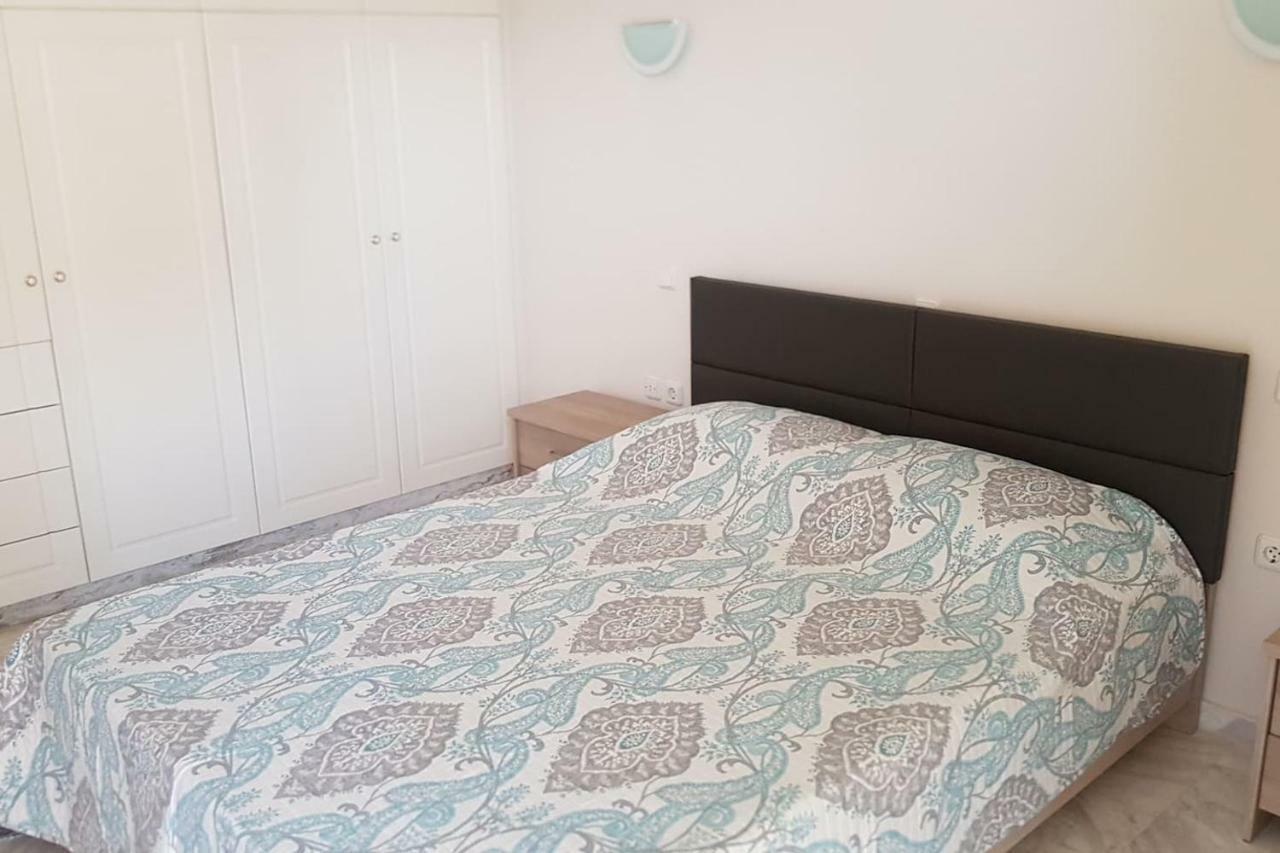 Galini Apartment Лоутраки Экстерьер фото